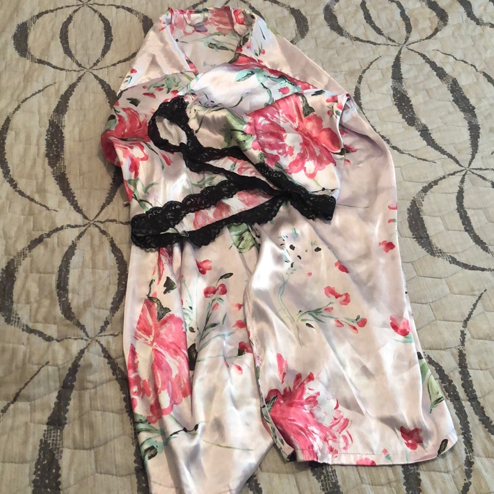 Satin robe